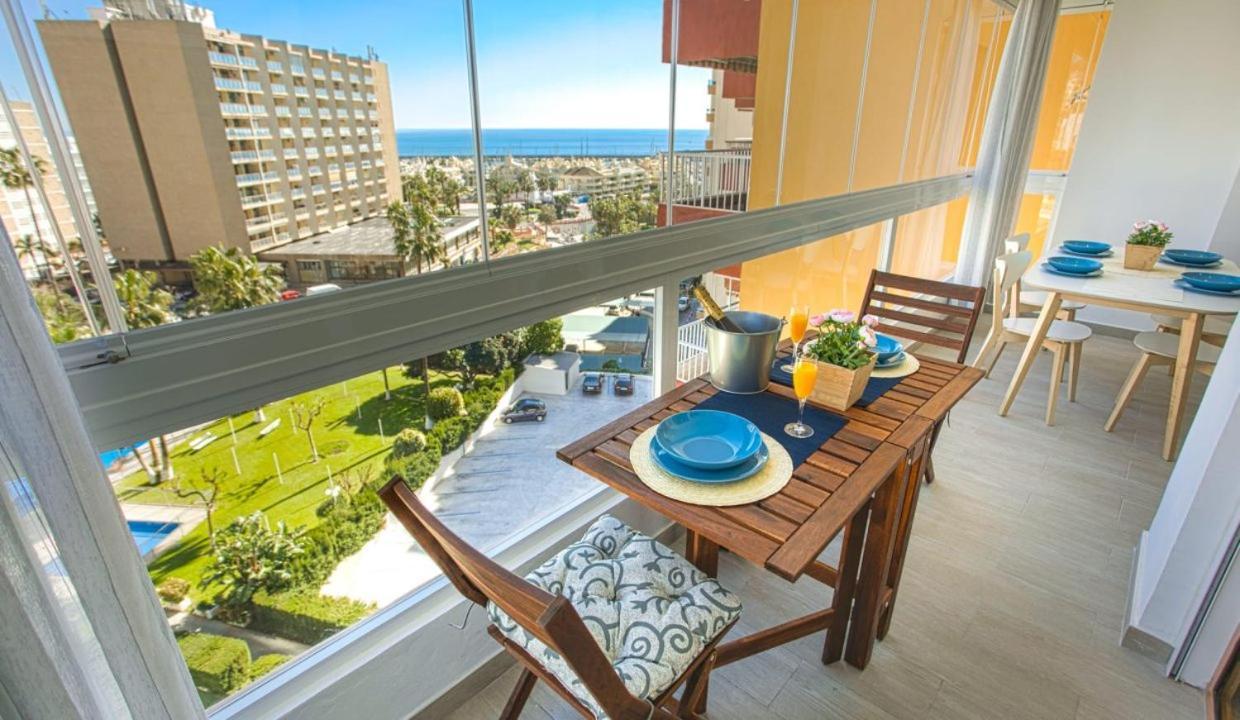 In Calle Tamarindos, 1 Benalmadena